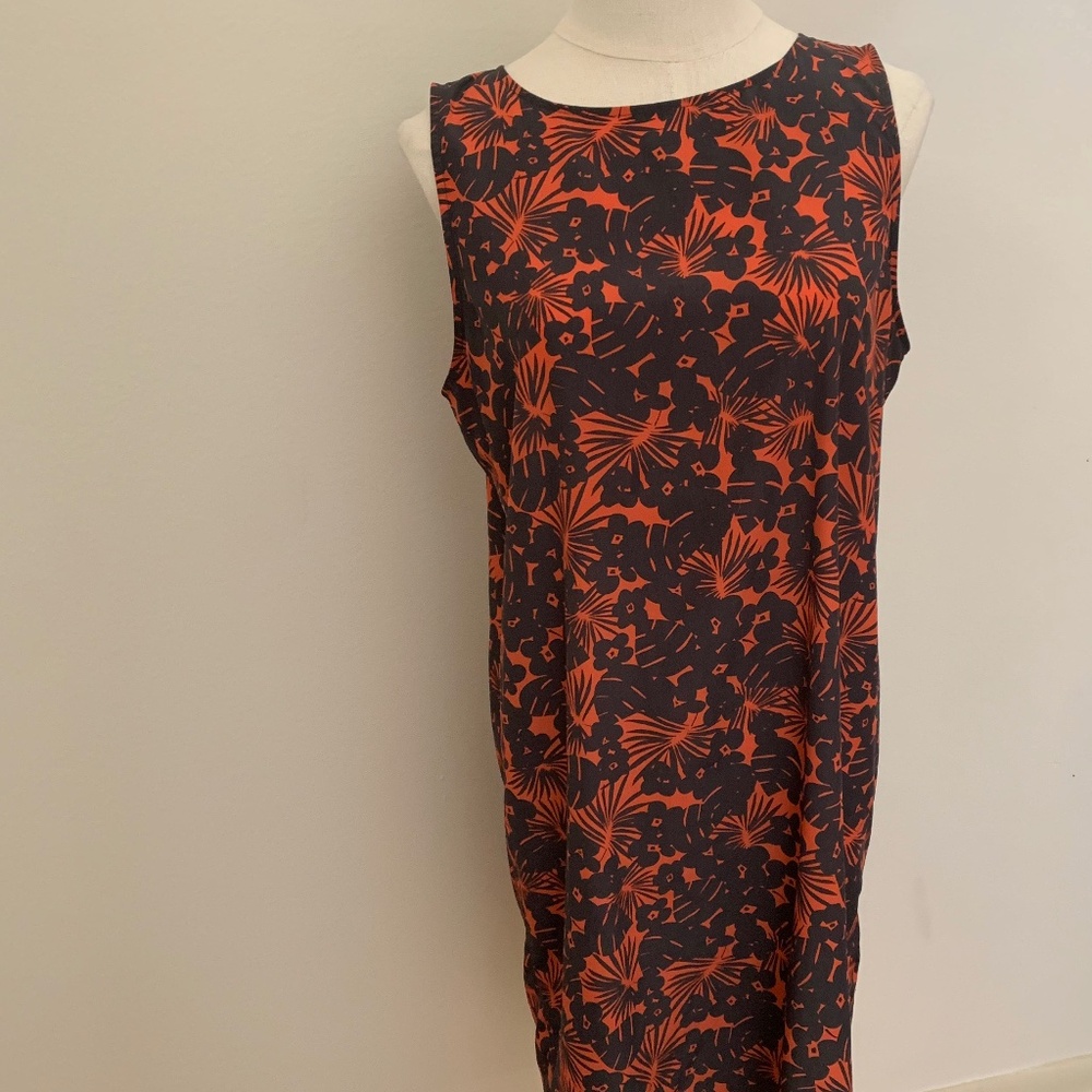 Carlson Shift Dress  in Orange Blue Island Print Size Medium